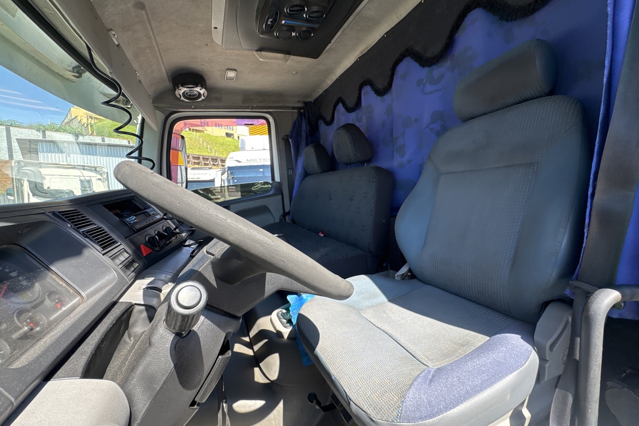 Volkswagen 15-180 E Constellation - 11/11 7