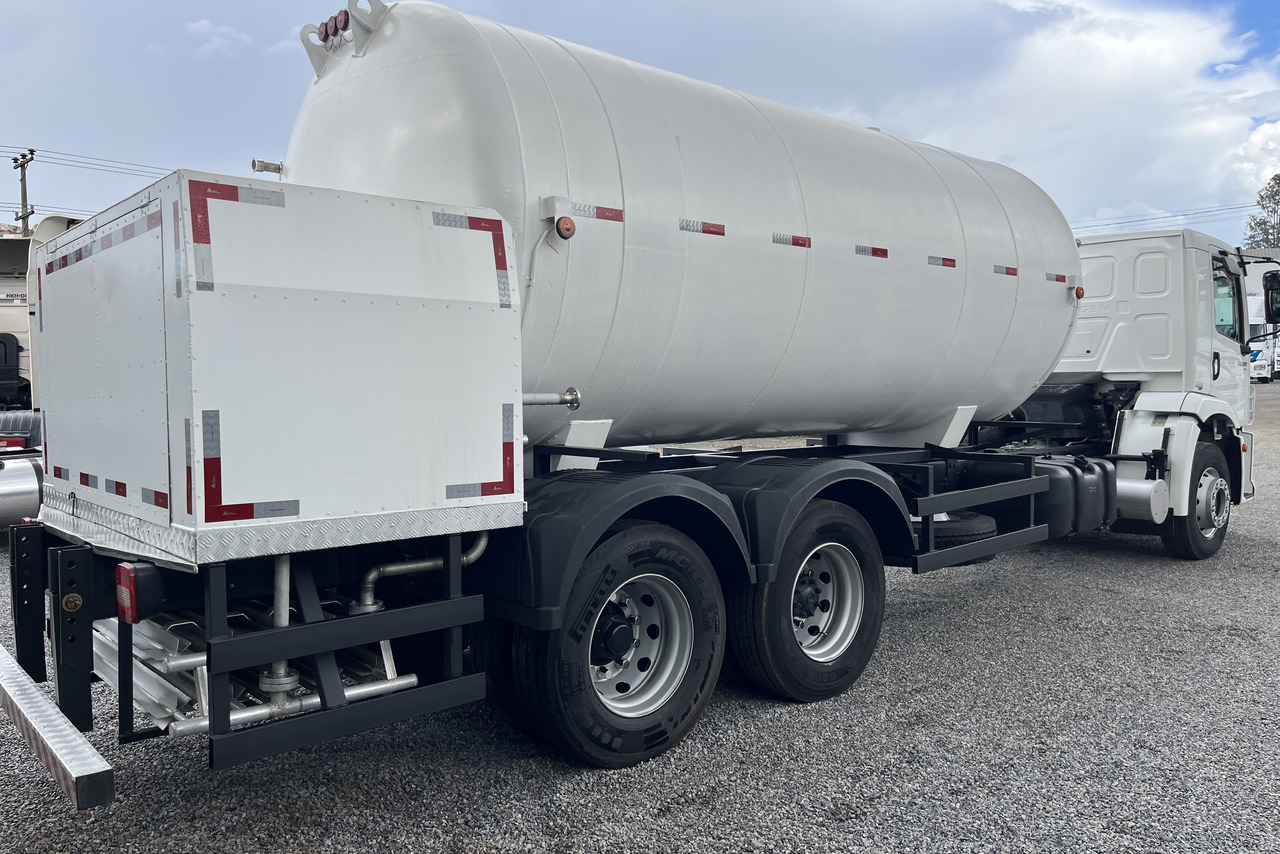 Volkswagen 24-280 E Constellation 6x2 - 21/22 3