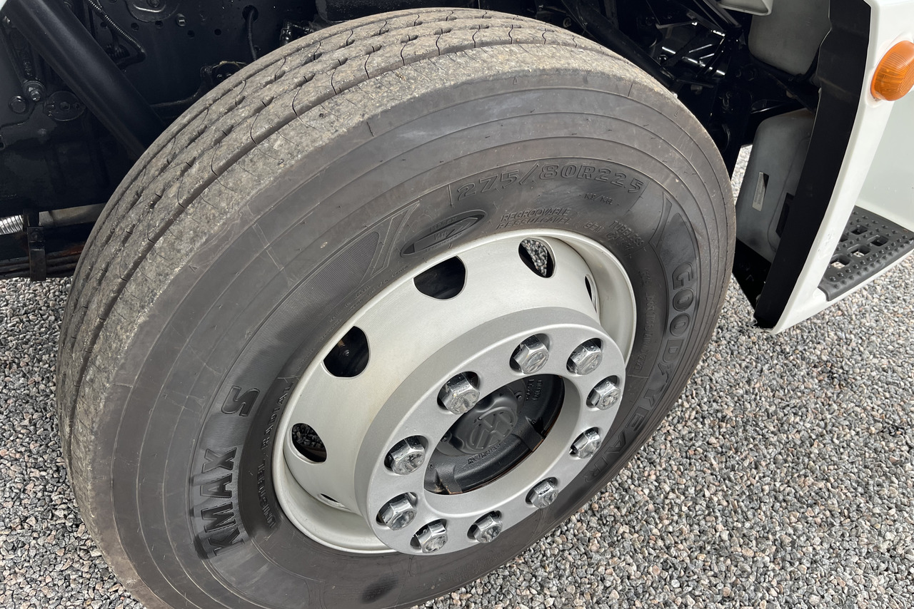 Volkswagen 24-280 E Constellation 6x2 - 21/22 4