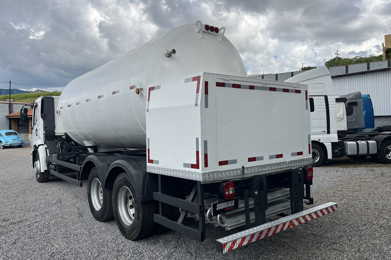 Volkswagen 24-280 E Constellation 6x2 - 21/22 6