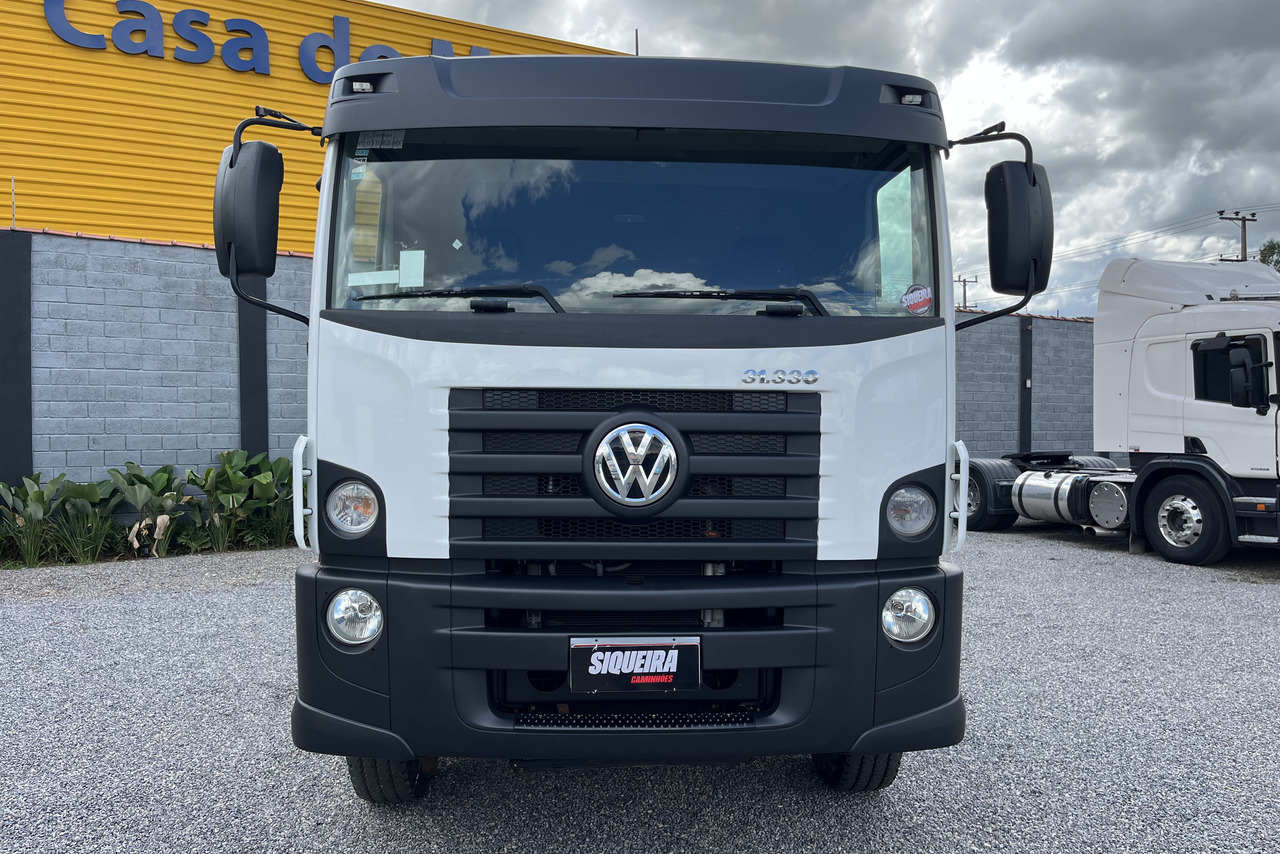 Volkswagen 31-330 E Constellation 6x4 - 22/23 4
