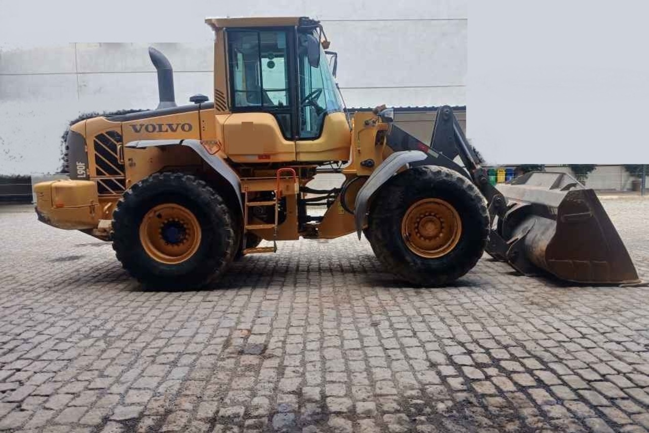 Volvo L90F - 21/21 4