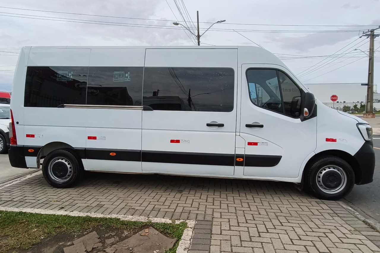 Renault Master Furgão - 23/24 4