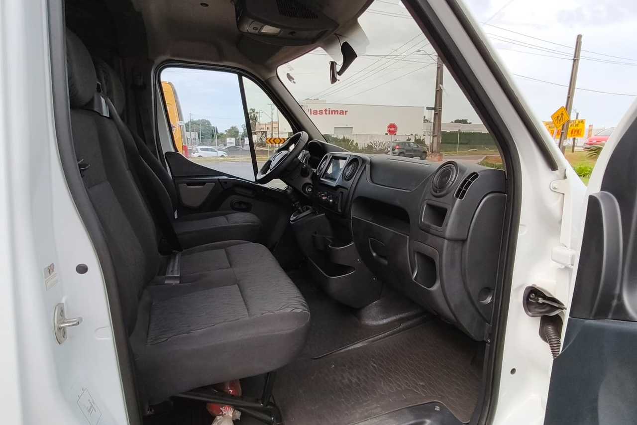 Renault Master Furgão - 23/24 15