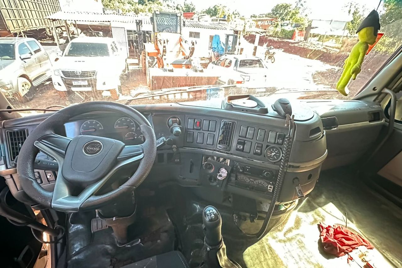 Volvo FH 380 - 04/04 8