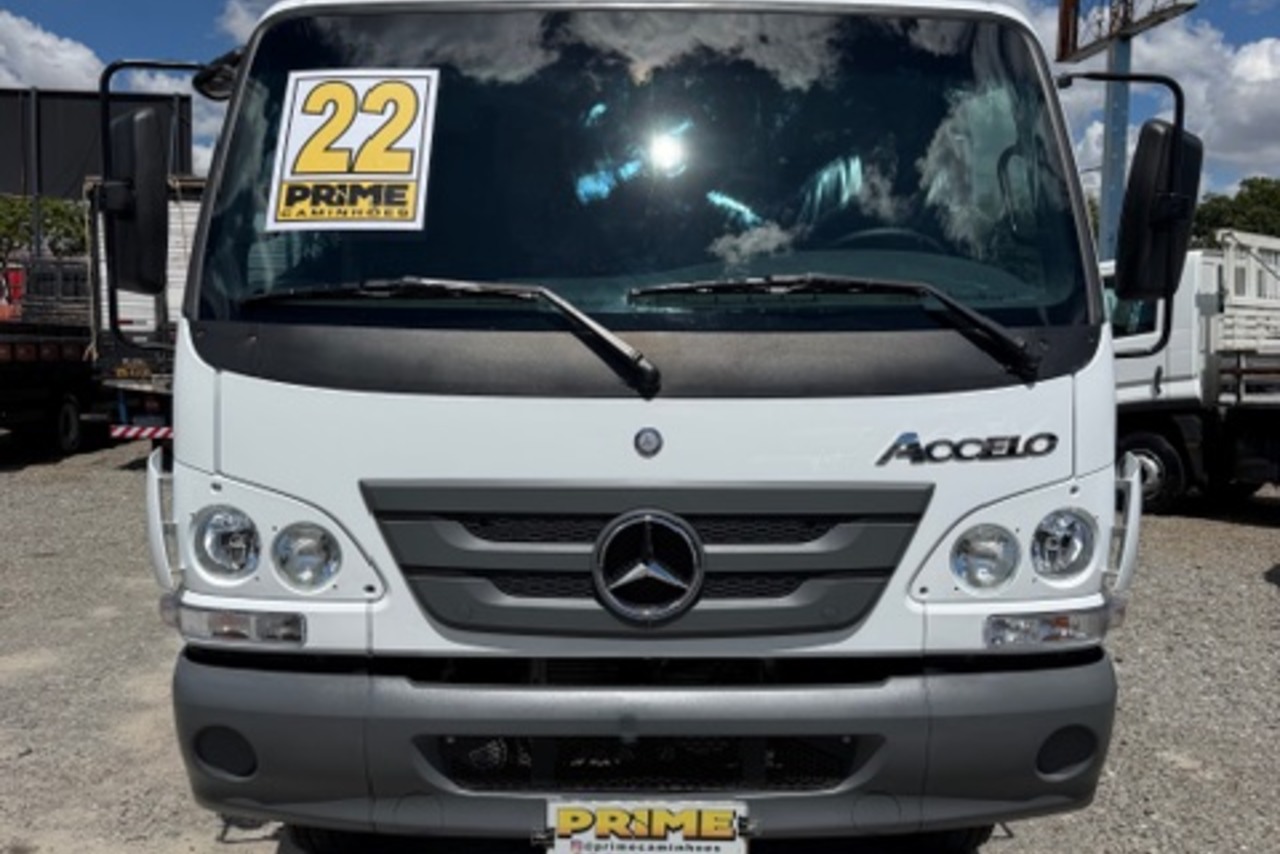 Mercedes Benz Accelo 815 - 21/22 2