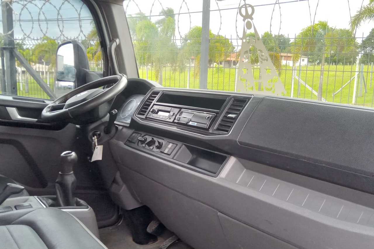 Volkswagen 11-180 Delivery  - 23/23 14