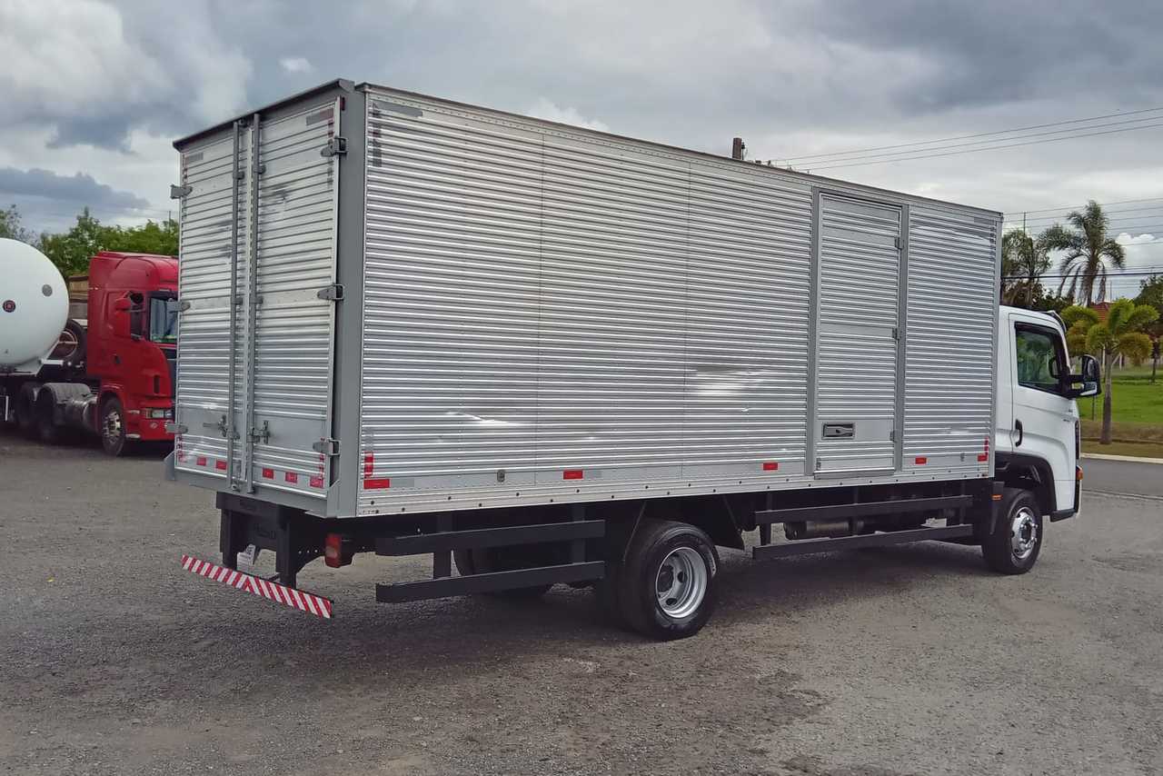 Volkswagen 11-180 Delivery  - 21/22 10