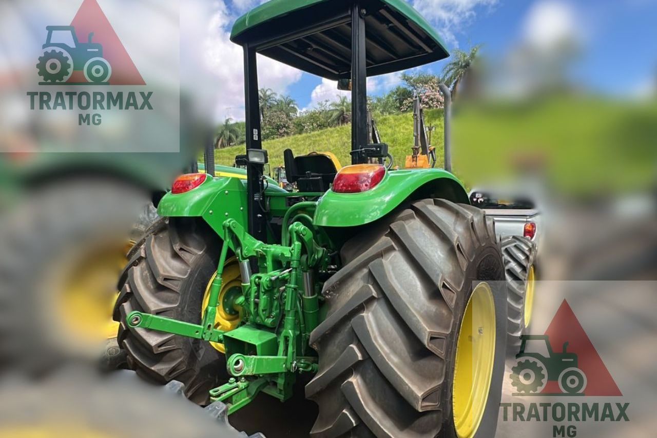 John Deere 6125J - 23/23 2