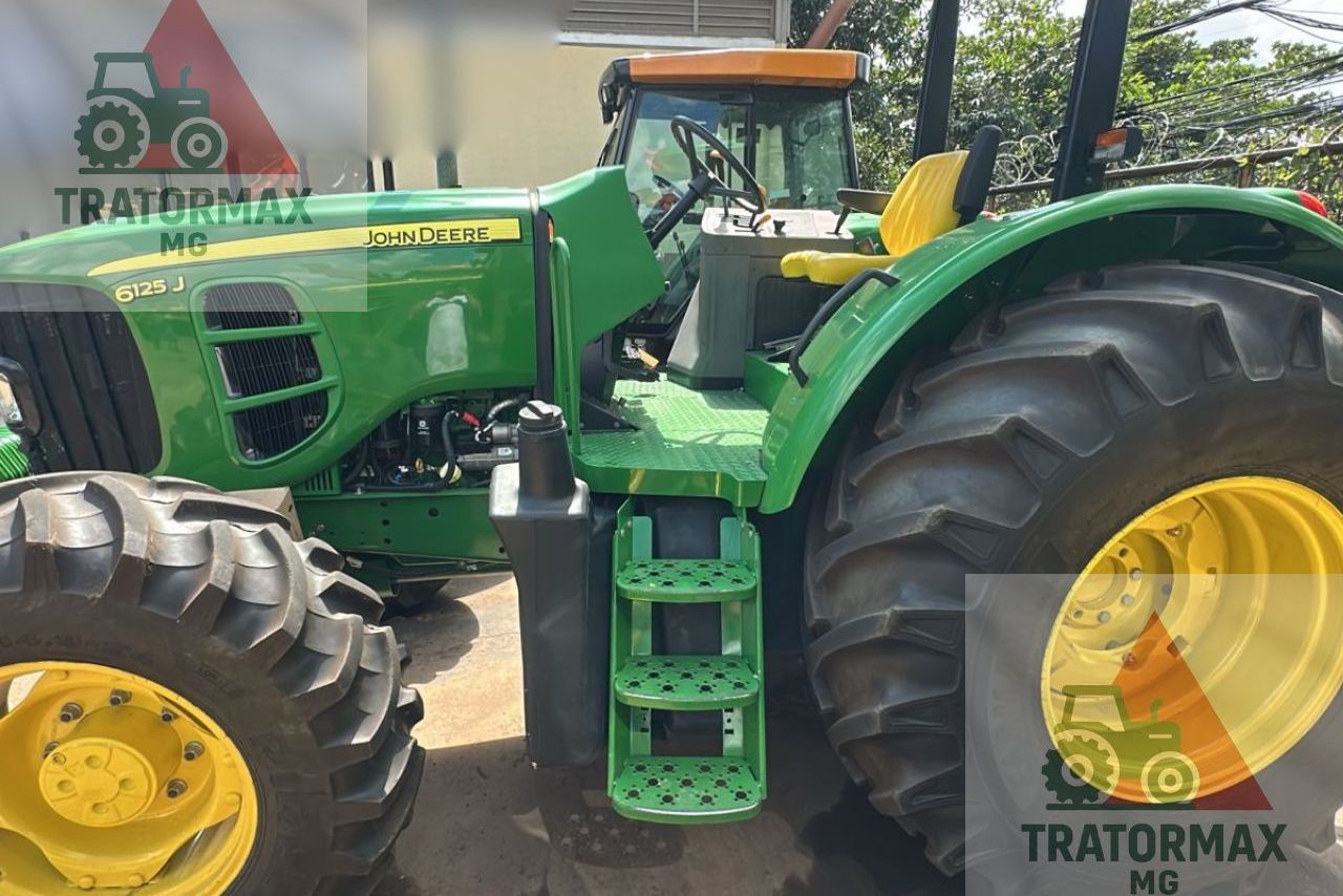 John Deere 6125J - 23/23 4