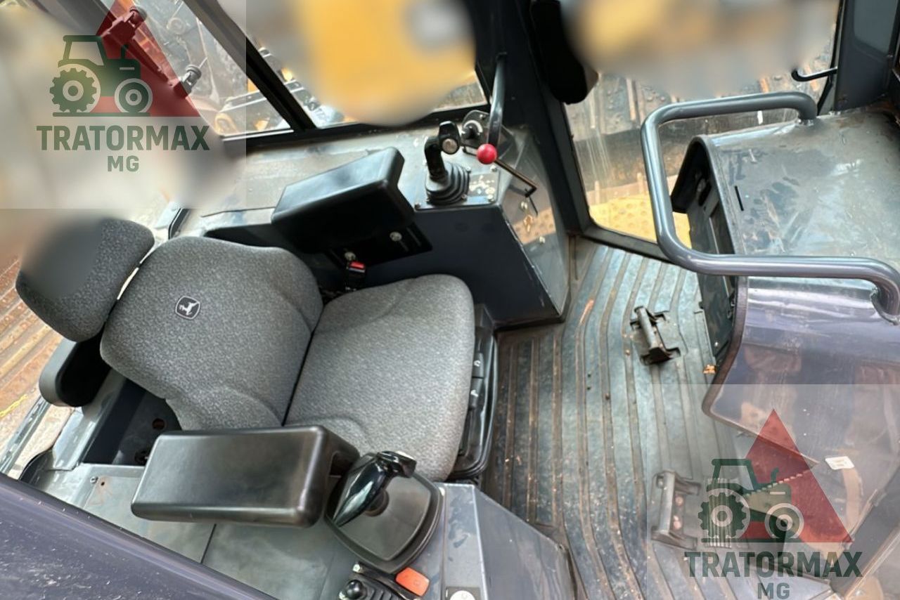 John Deere 850J - 23/23 6