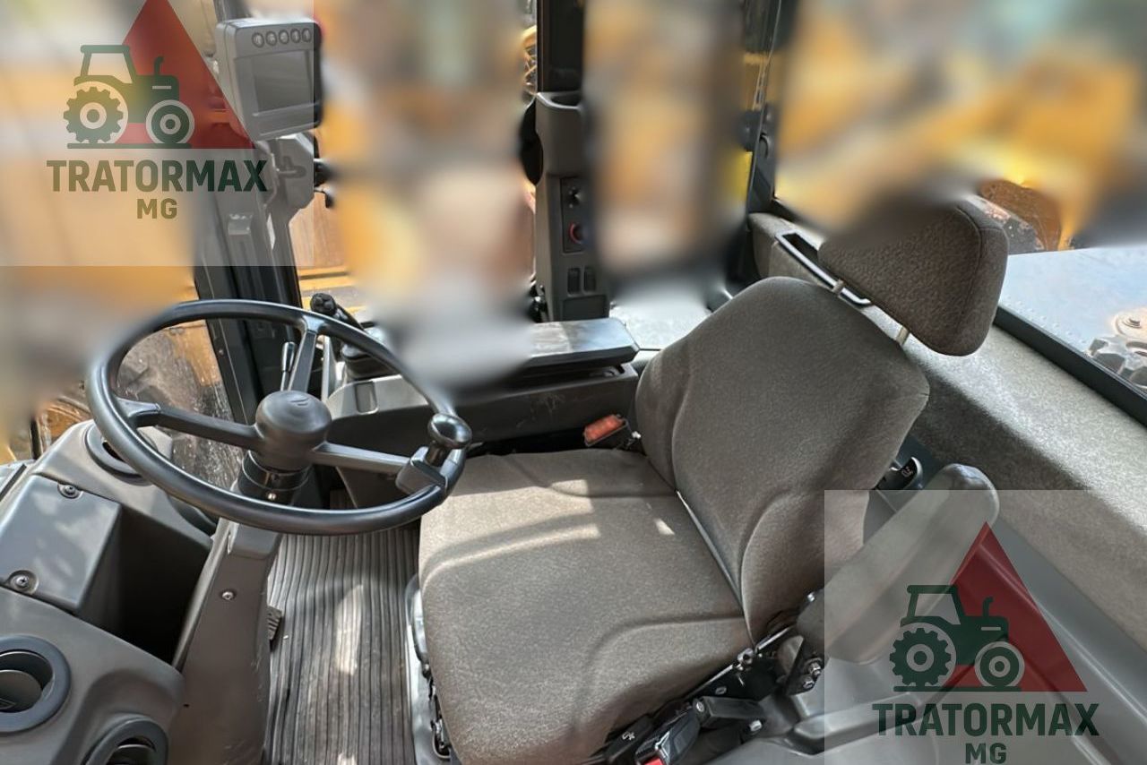 John Deere 524K - 18/18 3