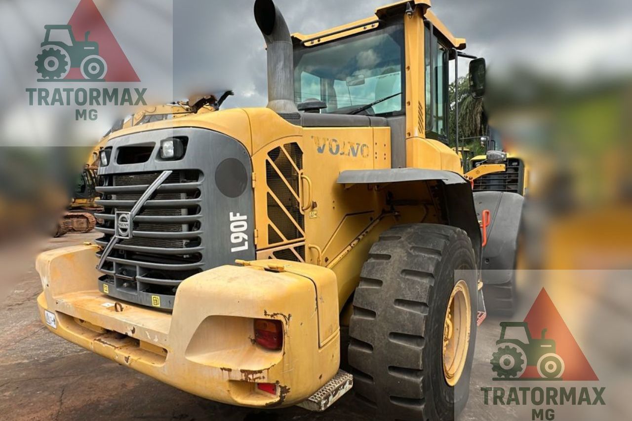 Volvo L90F - 23/23 2