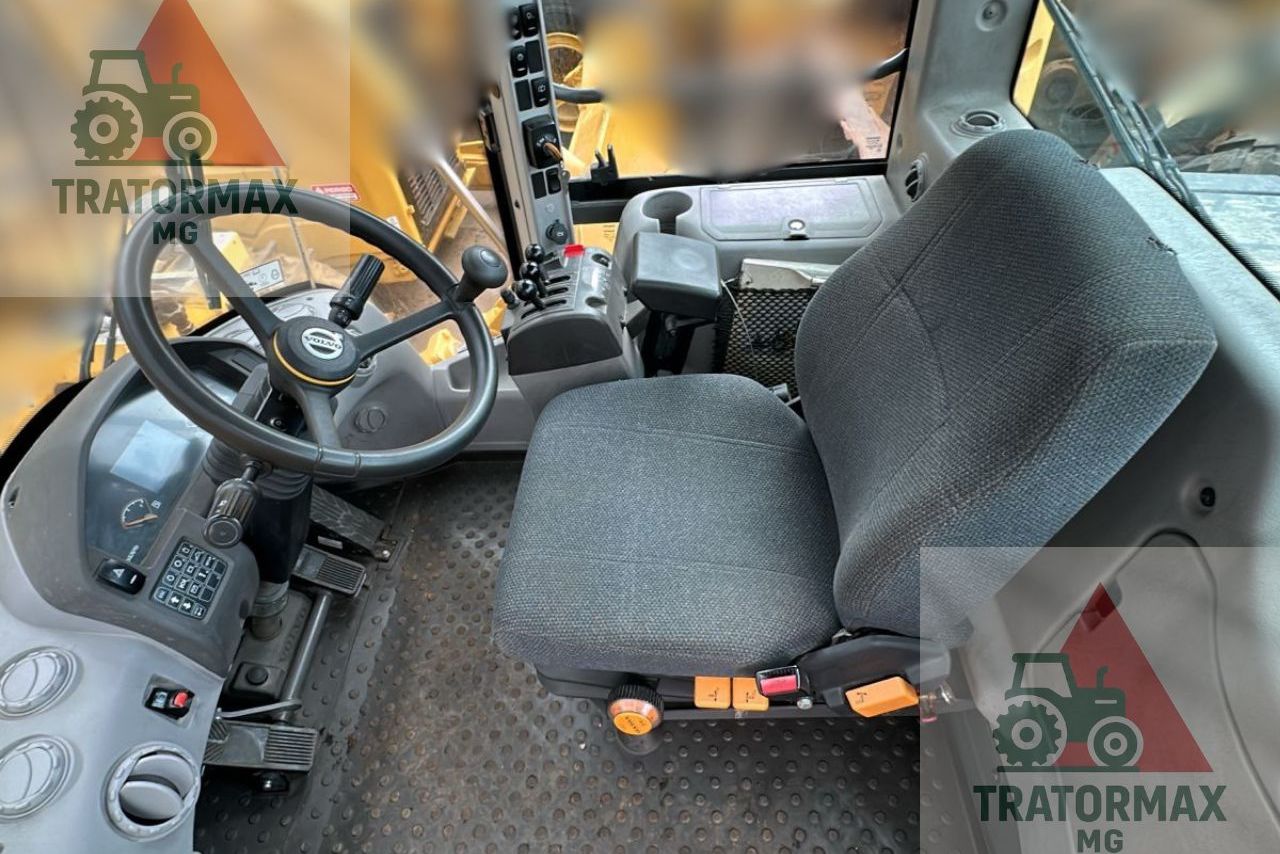 Volvo L90F - 23/23 5