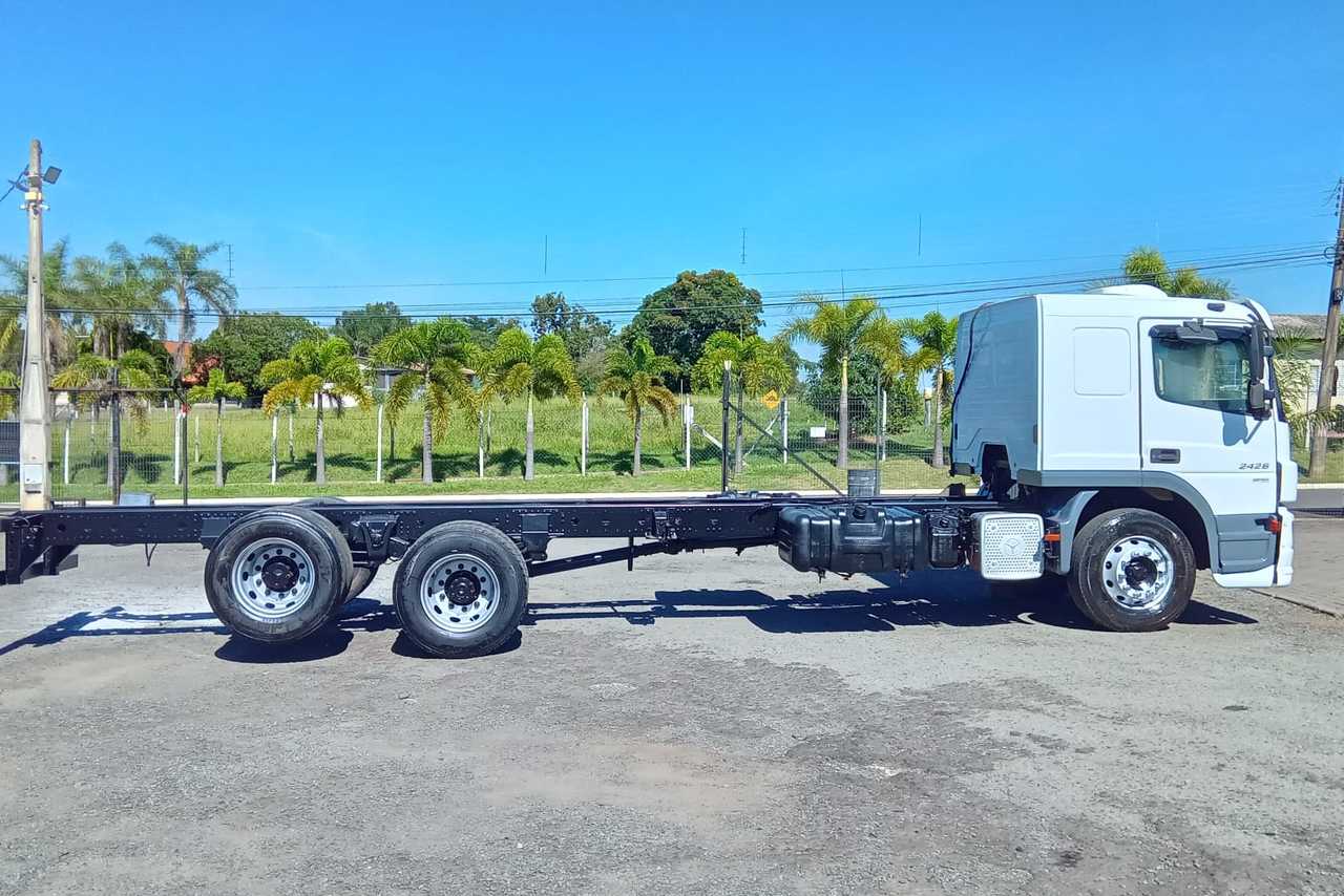 Mercedes Benz Atego 2426 - 14/14 8