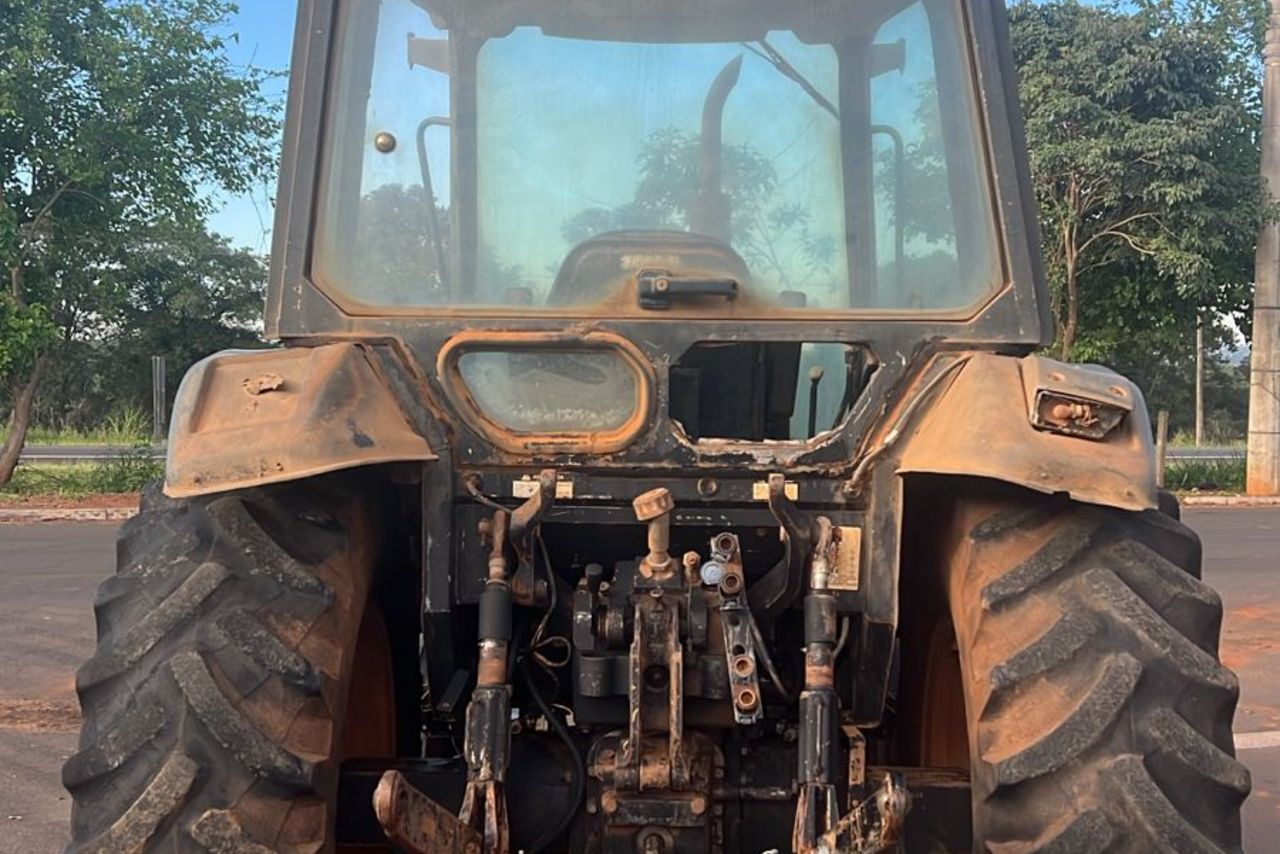 Valtra 700 - 02/02 3