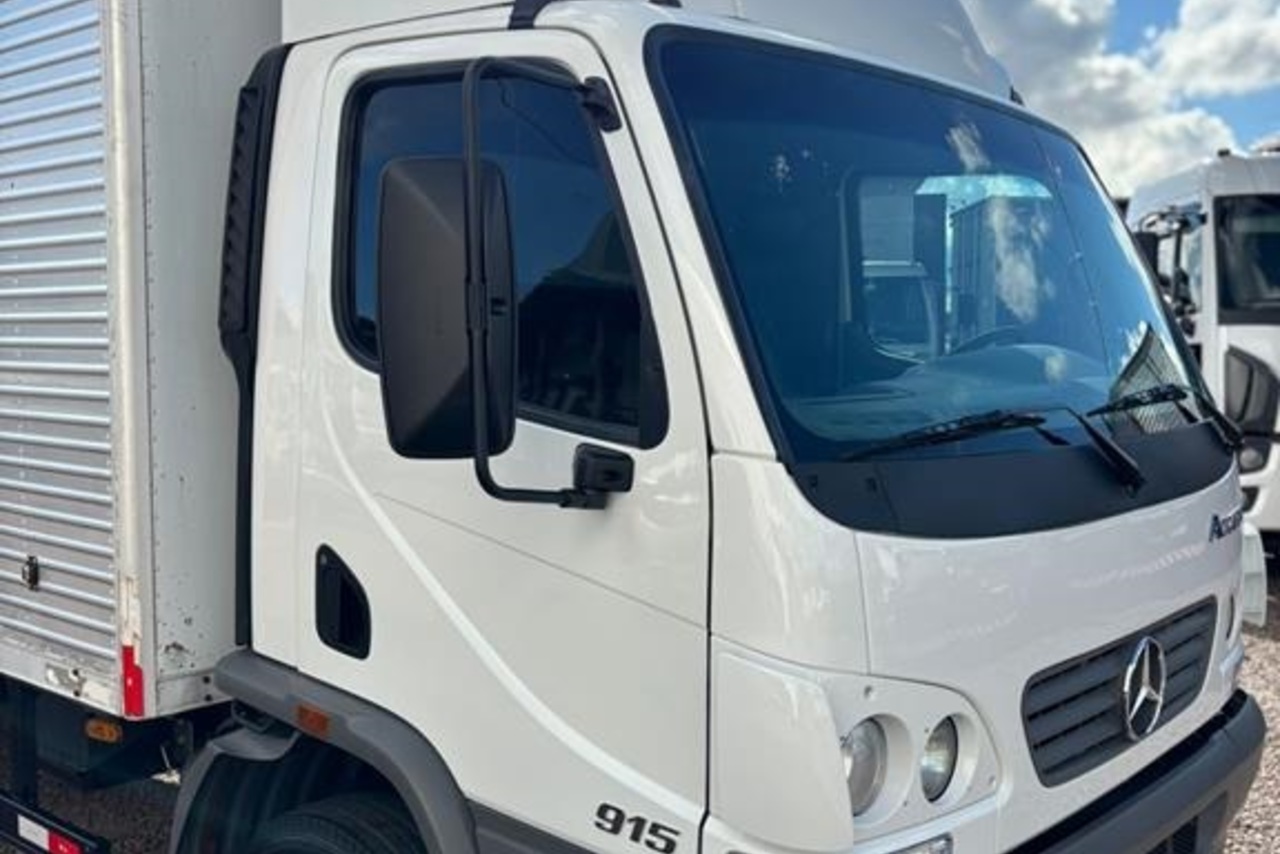 Mercedes Benz Accelo 915 - 11/12 2