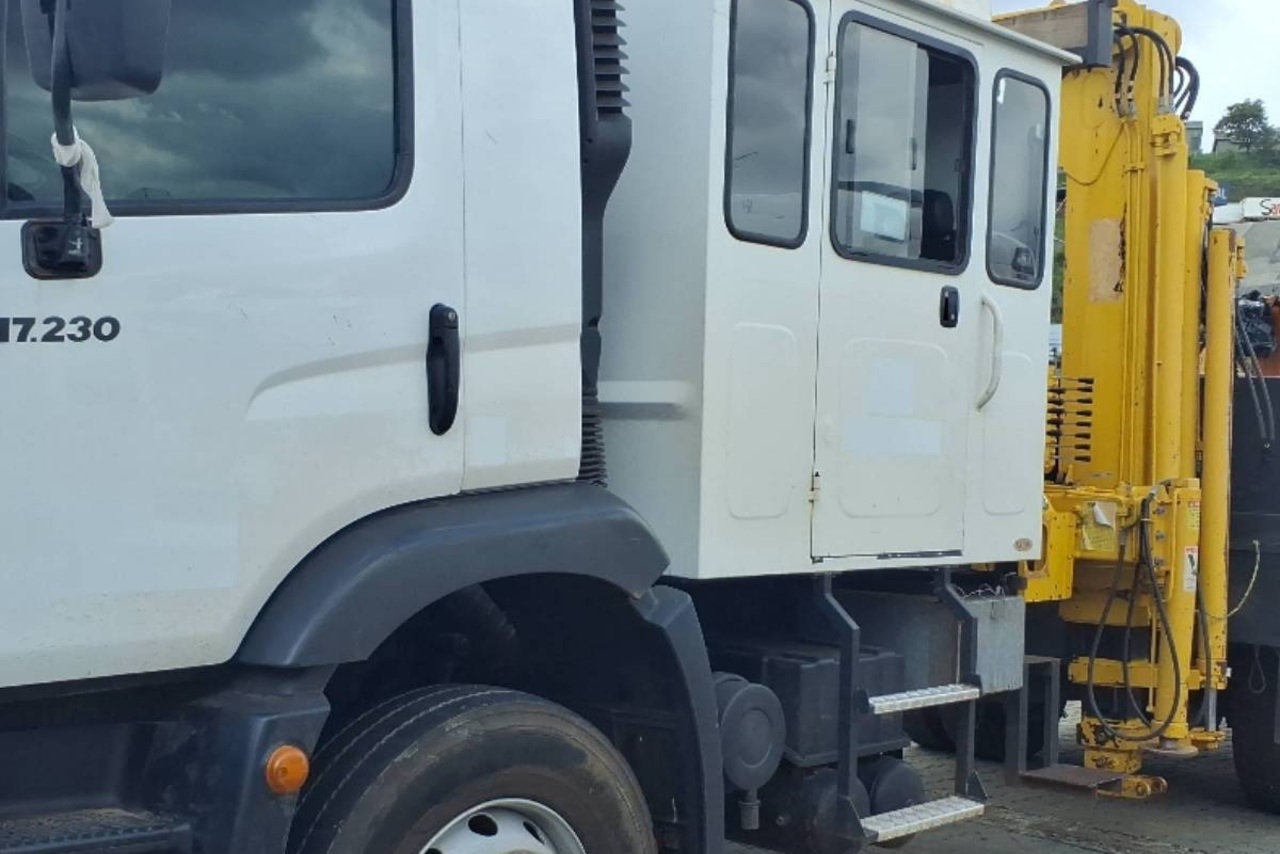 Volkswagen 17 220 - 21/22 10