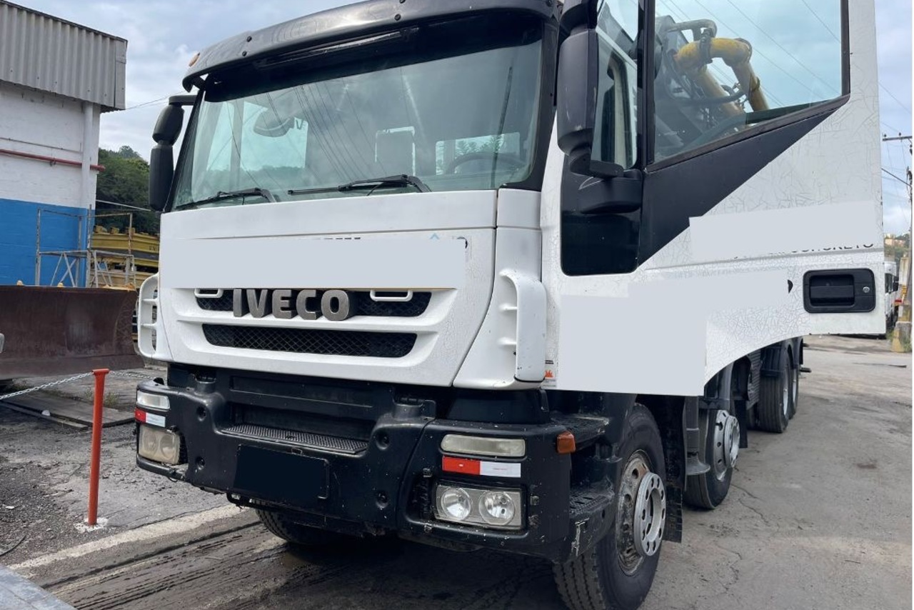 Iveco Trakker 380 - 09/09 5