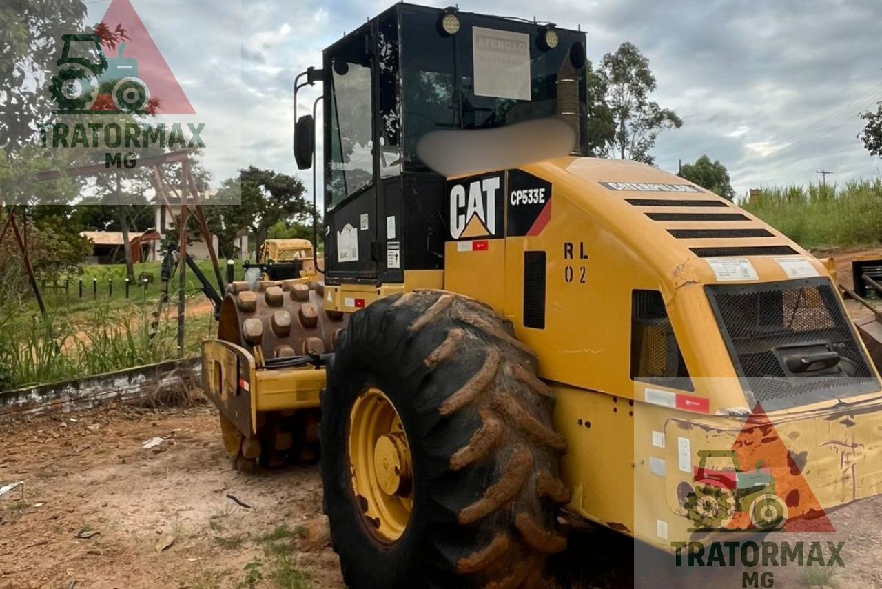 Caterpillar CP533E - 10/10 4