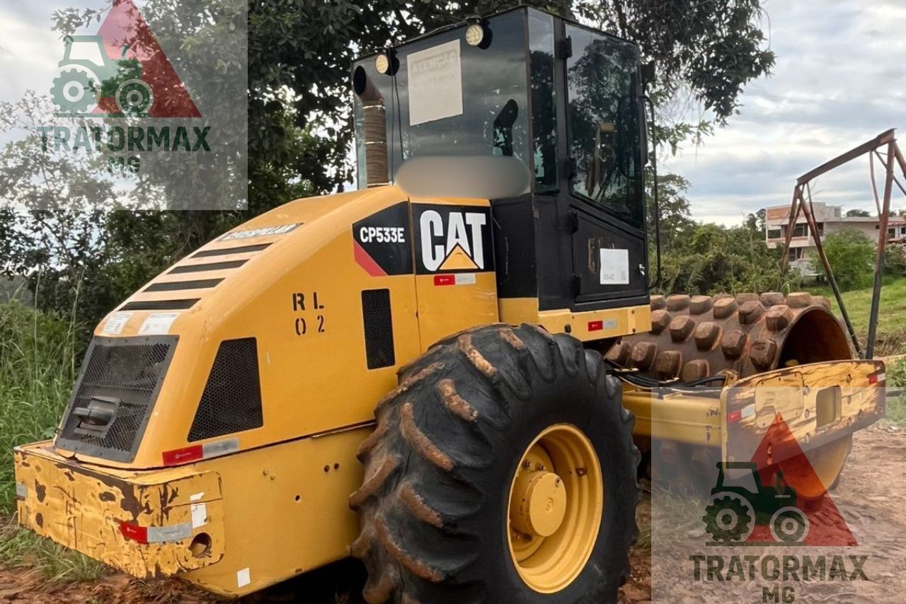 Caterpillar CP533E - 10/10 5