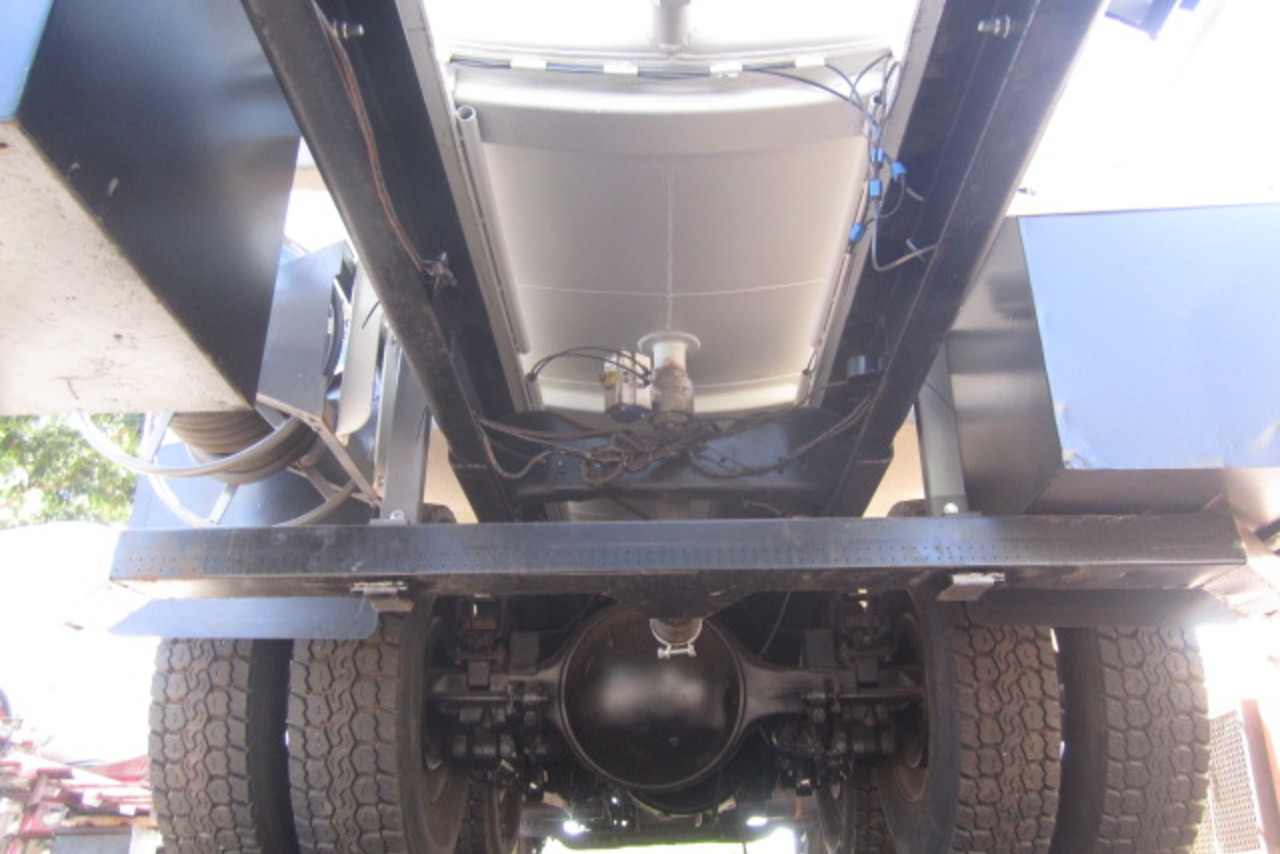 Volkswagen 31-330 E Constellation 6x4 - 14/15 5