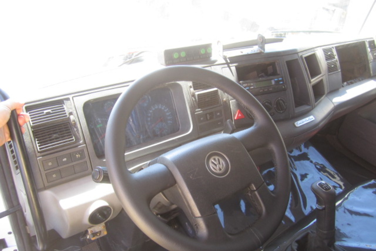 Volkswagen 31-330 E Constellation 6x4 - 14/15 8