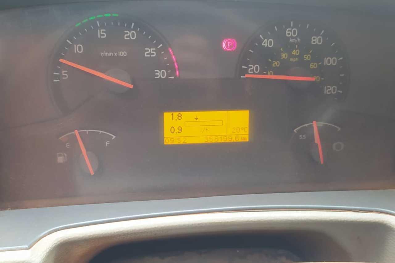 Volvo VM 270 - 13/13 4