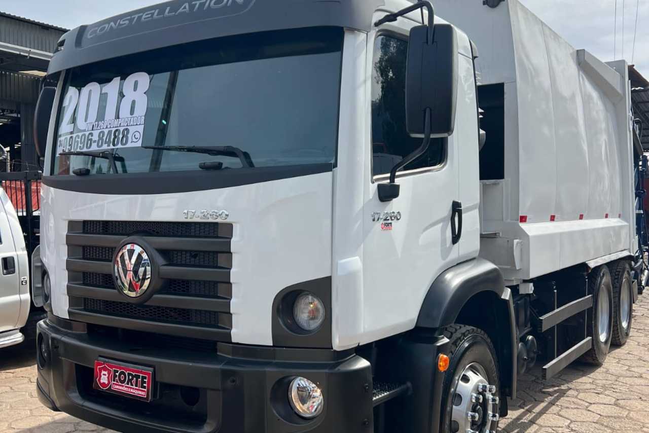 Volkswagen 17-260 E Constel. 4x2 - 18/18 12