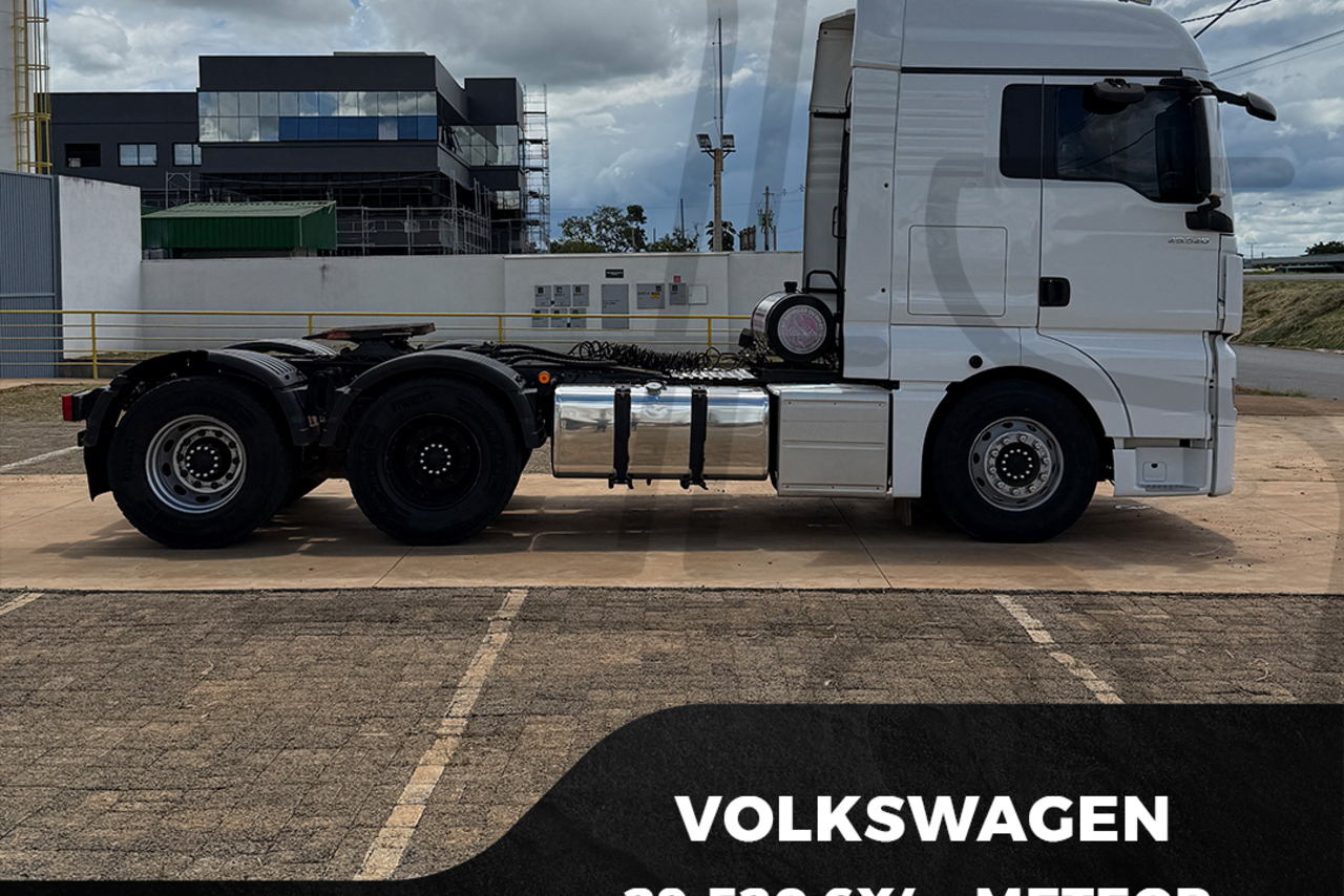 Volkswagen 29-520 6x4 Meteor - 22/23 6