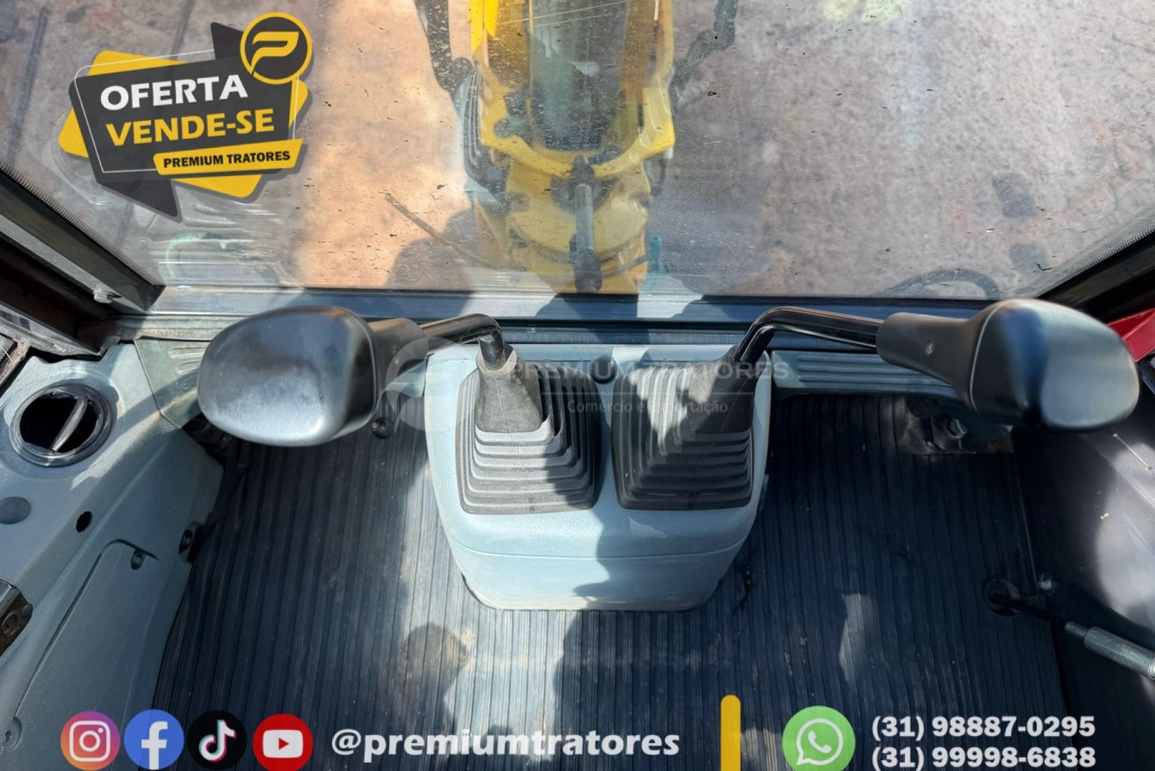 New Holland B95B - 22/22 8