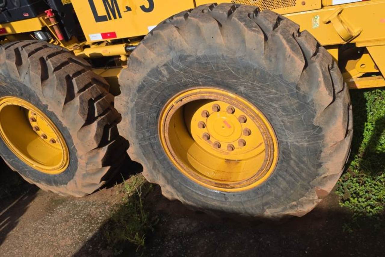 Caterpillar 140K - 18/18 7