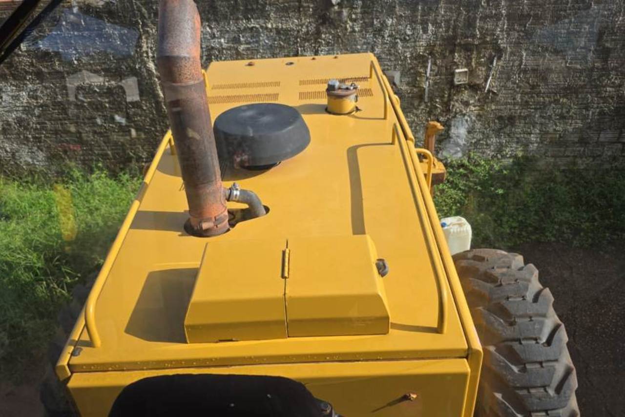 Caterpillar 140K - 18/18 18