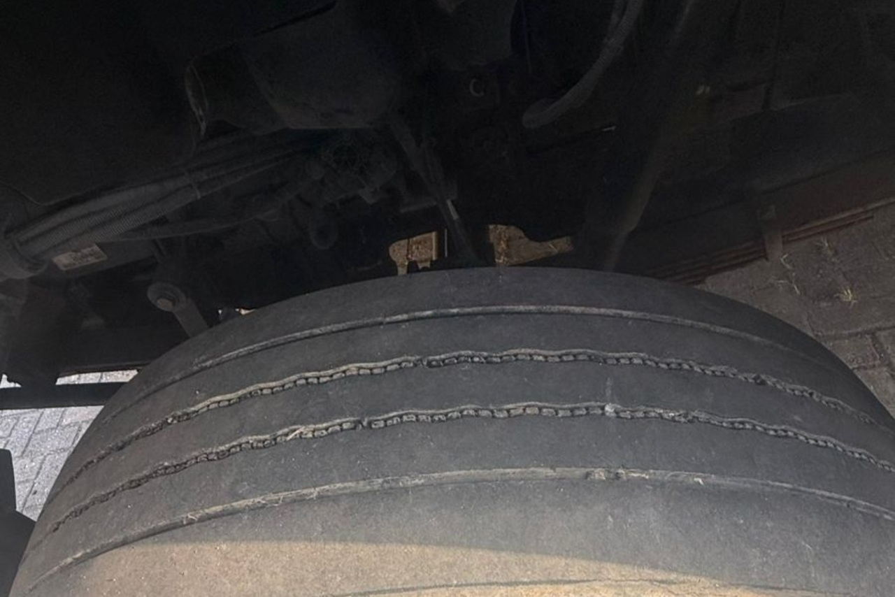 Volkswagen 17 220 - 19/20 11