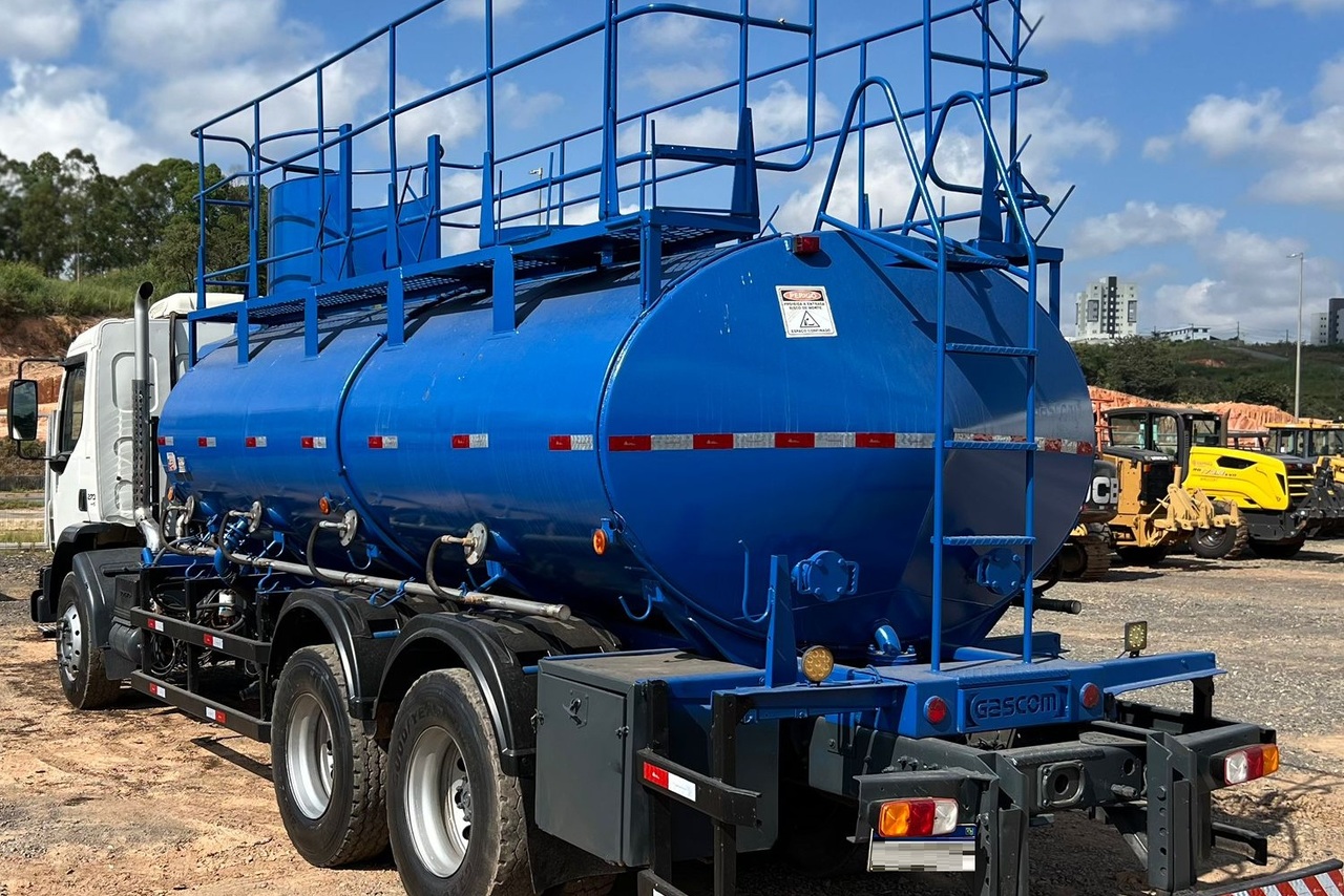 Volvo VM 270 - 13/13 7