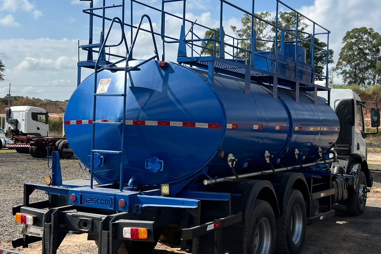 Volvo VM 270 - 13/13 10