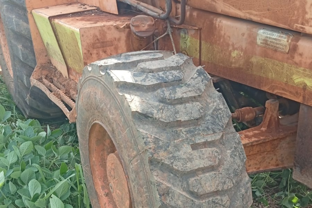 Case 580L - 07/07 8