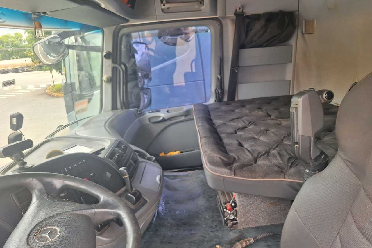 Mercedes Benz Actros 2651 - 17/18 7