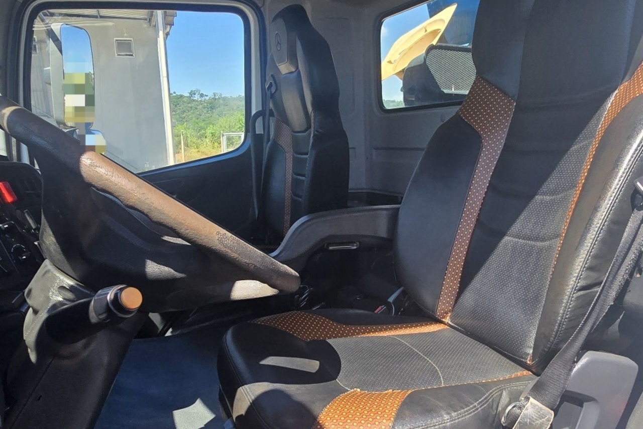 Mercedes Benz Axor 4144 - 21/21 10
