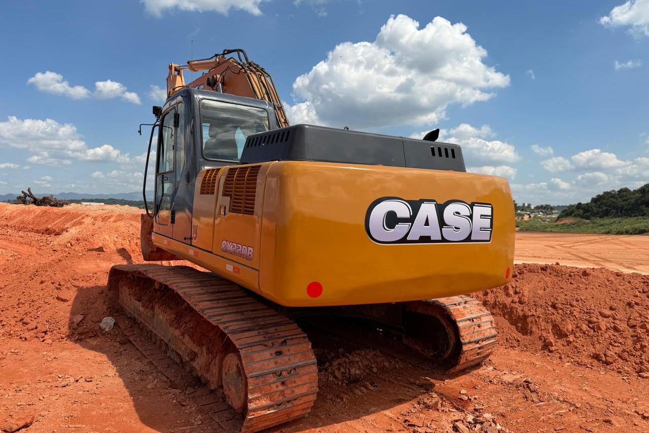 Case CX220 - 11/11 4