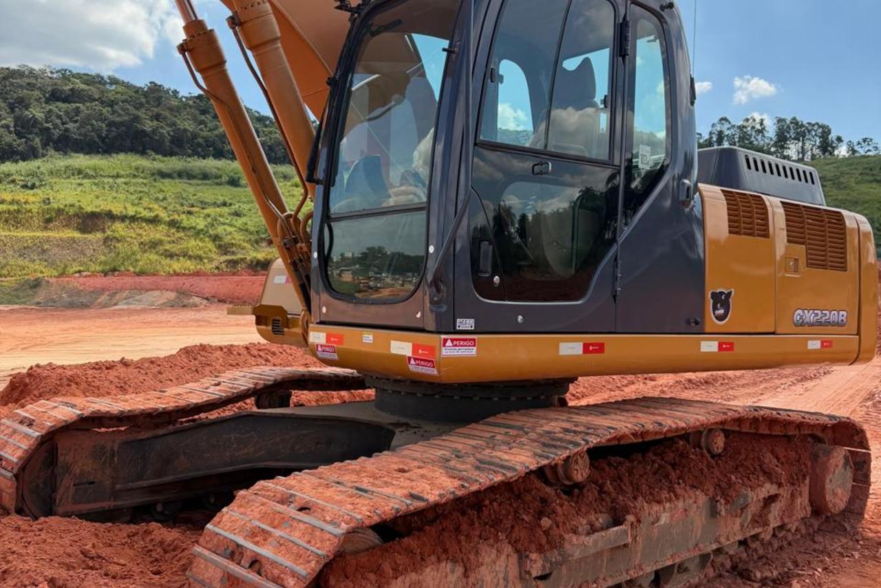 Case CX220 - 11/11 12