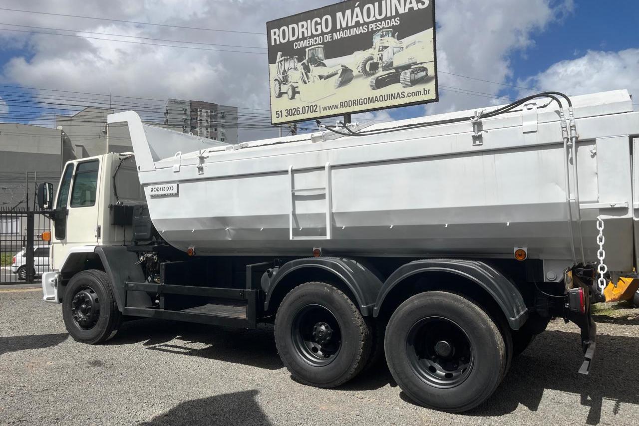Ford Cargo2422 - 09/09 8