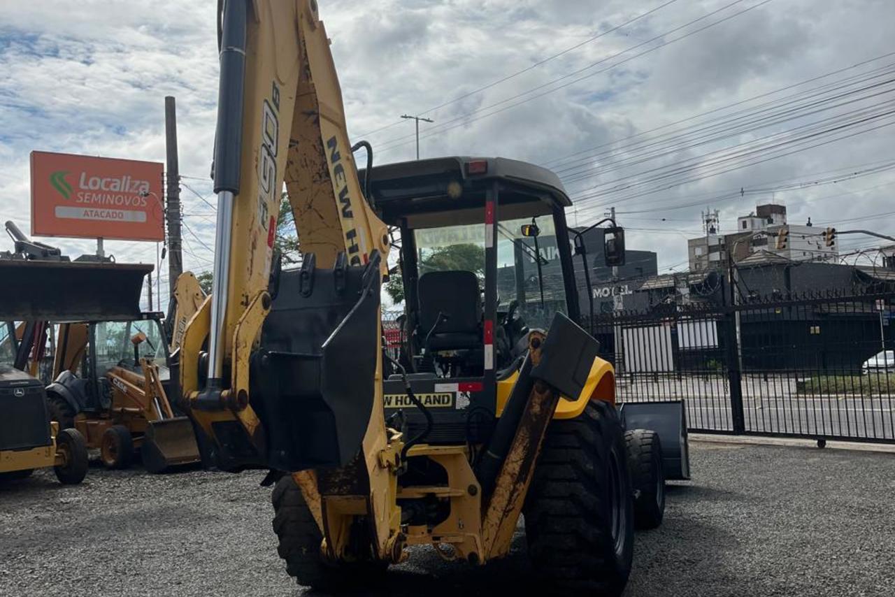 New Holland B90B - 14/14 4