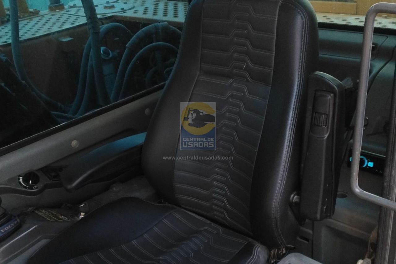 Volvo EC140BLC - 11/11 10