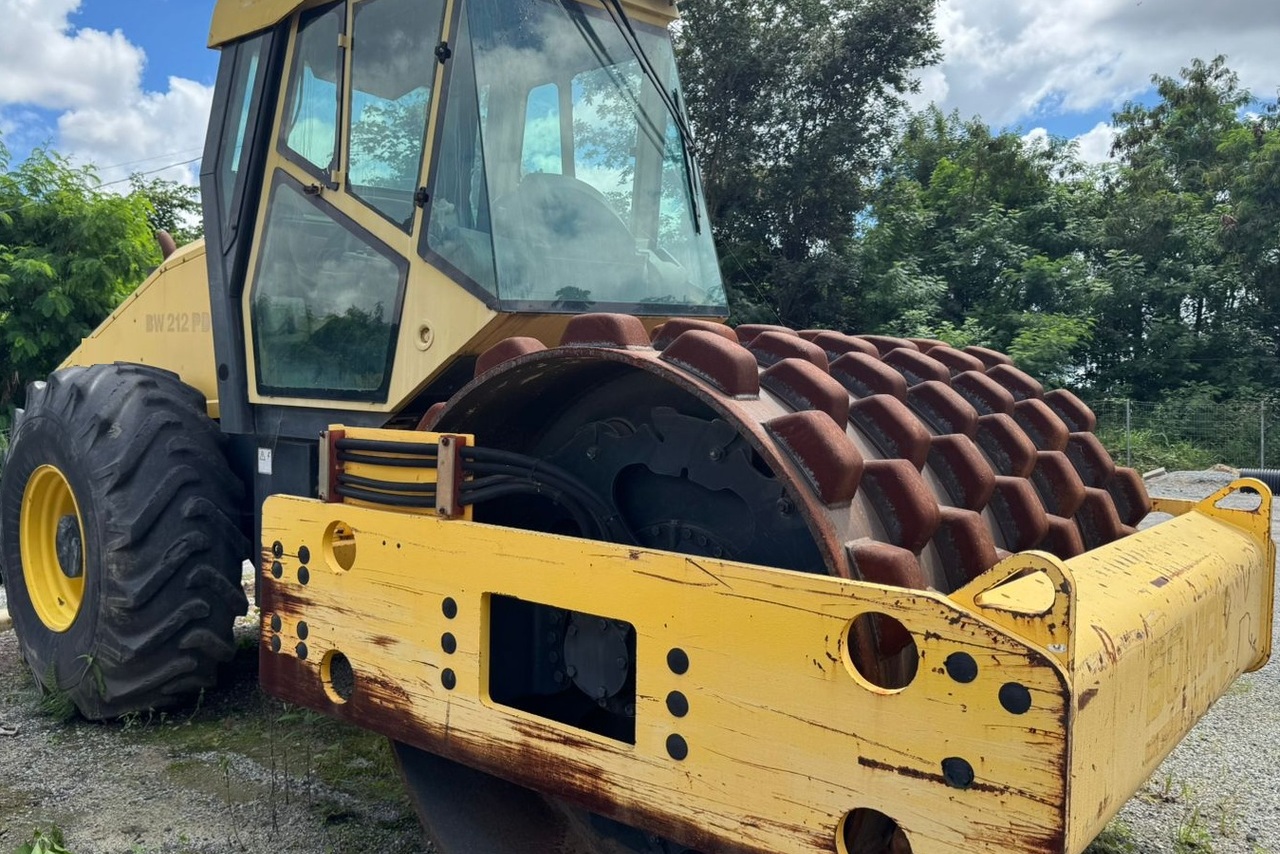 Bomag BW212 - 08/08 10