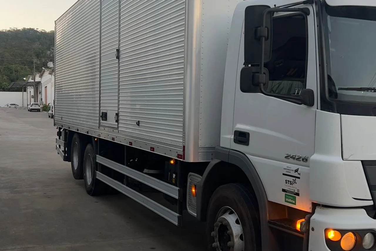 Mercedes Benz Atego 2426 - 20/21 6