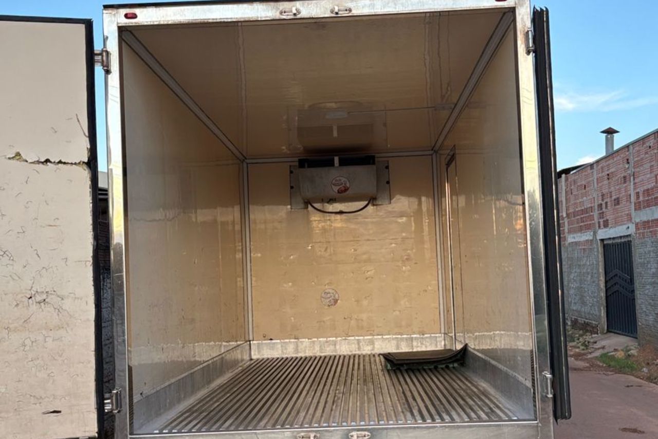 Ford Cargo815 - 11/12 9
