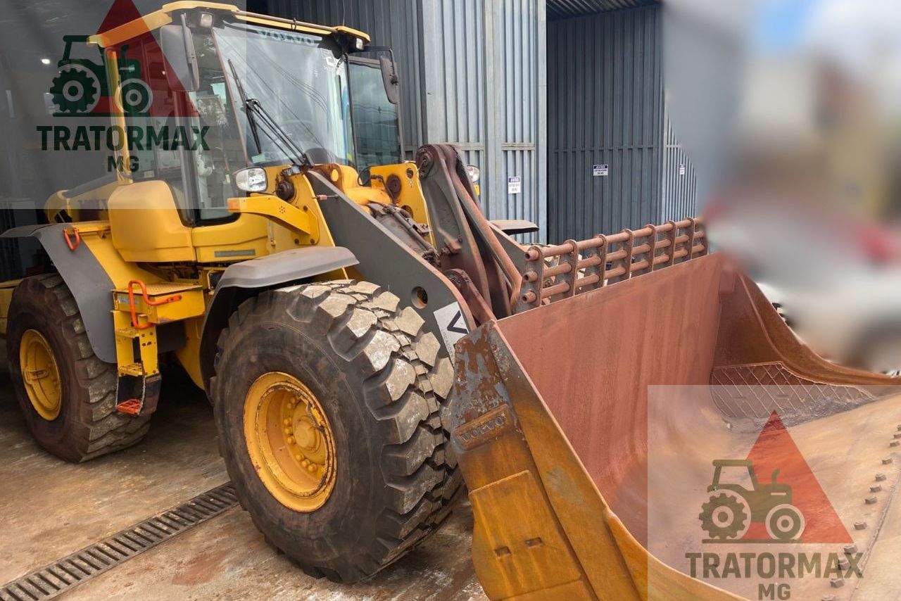 Volvo L120F - 22/22 5