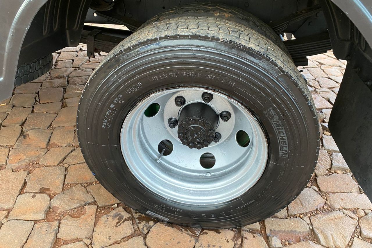 Volkswagen VW 9150 - 09/10 13