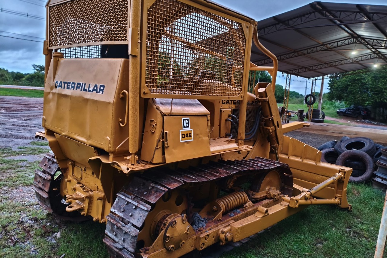 Caterpillar D4E - 82/82 5